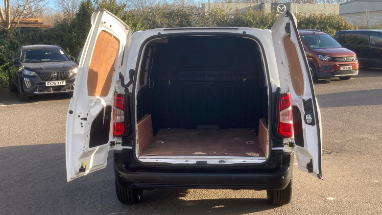 Peugeot Partner Standard Diesel 1000 1.5 BlueHDi 100 Professional Prem Van [6 Spd]